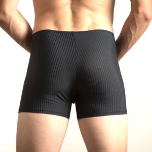 The Boxer Brief Black - Innovator Collection - is part of the Etseo Innovator Men's Underwear Collection of Boxer Briefs. Etseo Innovator was designed to be comfortable, elegant, lightweight and to go unnoticed under the best suits