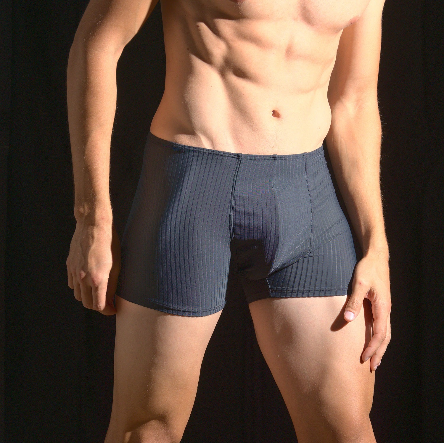 The Boxer Brief Black - Innovator Collection - is part of the Etseo Innovator Men's Underwear Collection of Boxer Briefs. Etseo Innovator was designed to be comfortable, elegant, lightweight and to go unnoticed under the best suits. At Etseo we manufacture quality men's underwear.