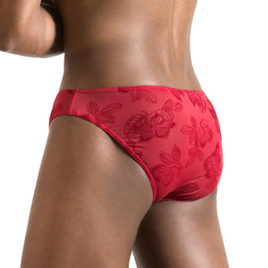 The Bikini Brief Red - Luxury Collection - is part of the Etseo Luxury Men's Underwear Collection of Trunks, Bikini Briefs and Bikini Tangas. Etseo Luxury is for sure our most luxurious collection of products. Very comfortable and elegant pieces. The fabric, manufactured in Barcelona, ​​is of high quality and soft to the touch. At Etseo we manufacture quality men's underwear.